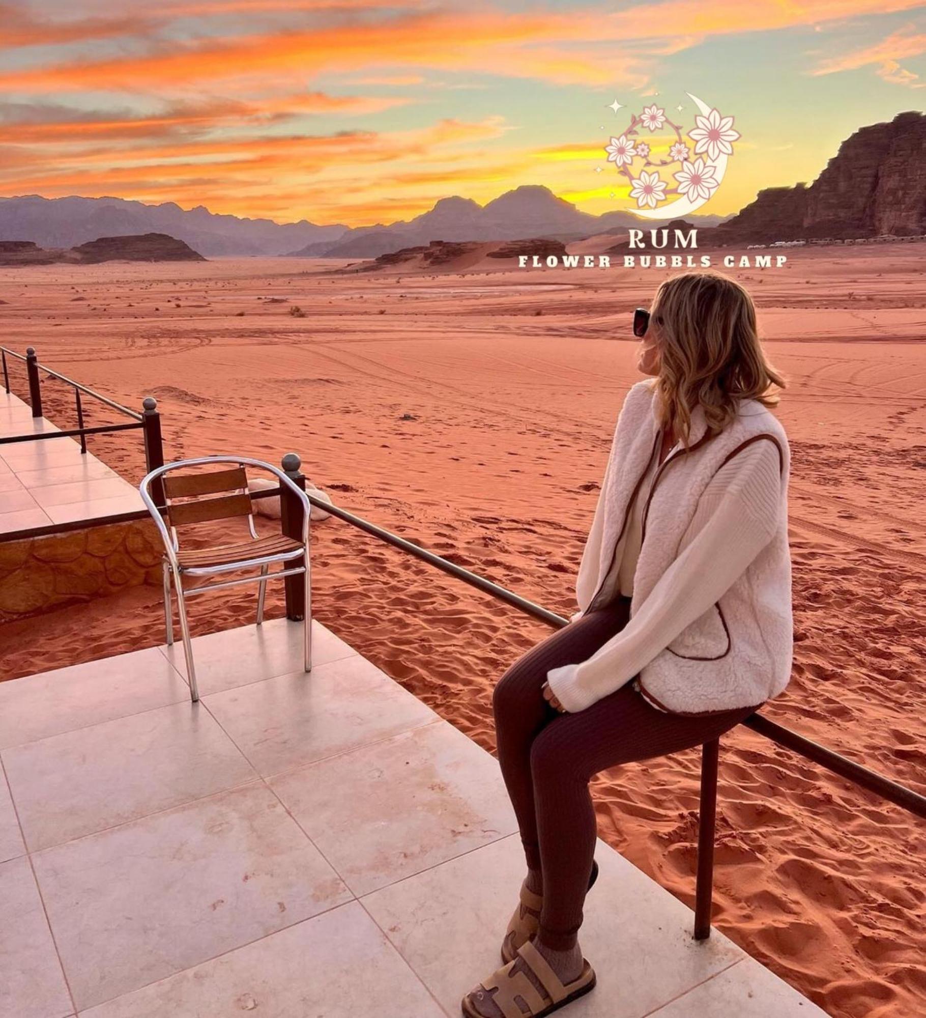 Rum Flower Bubbles Luxury Camp Wadi Rum Exterior photo