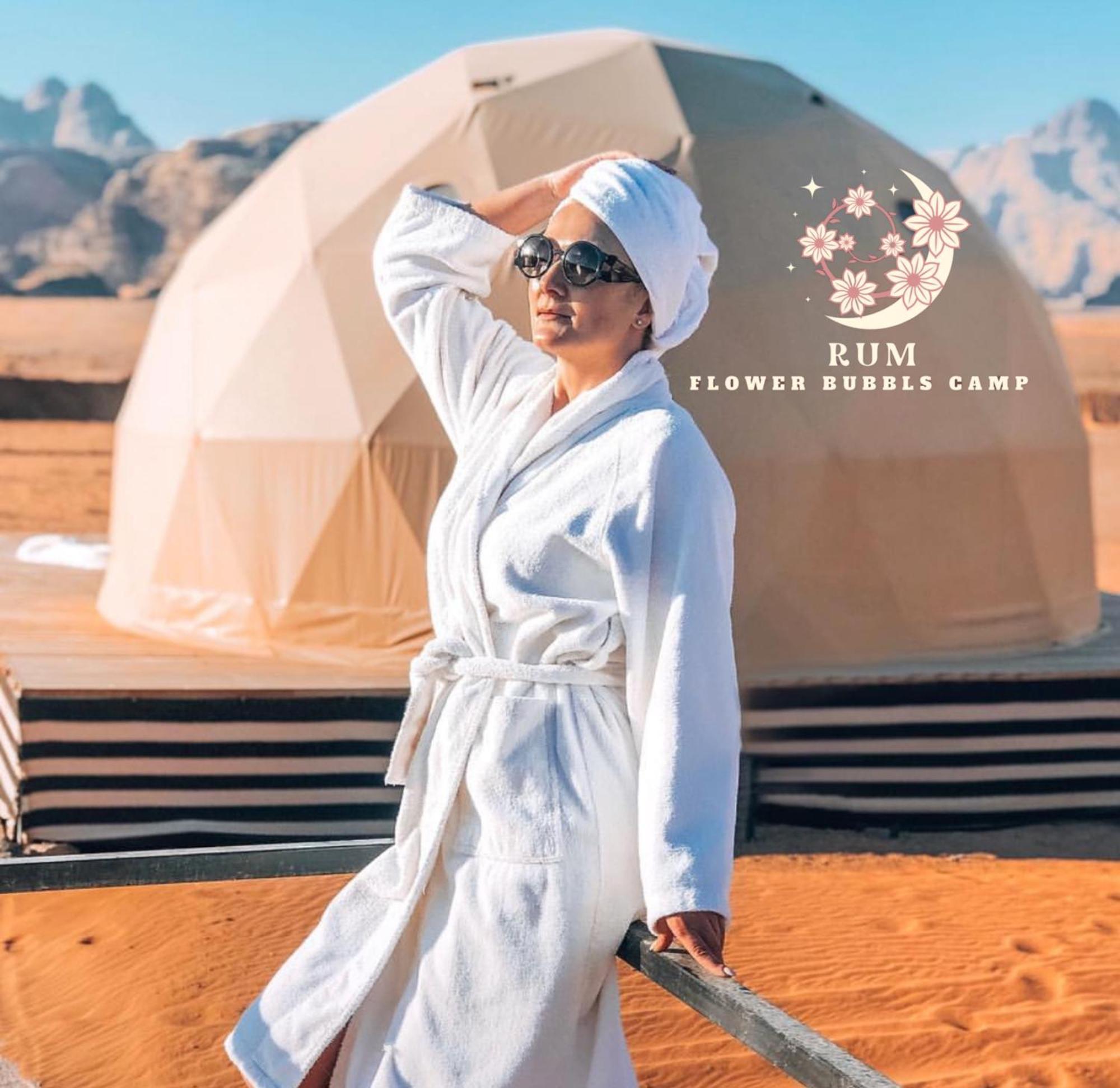 Rum Flower Bubbles Luxury Camp Wadi Rum Exterior photo