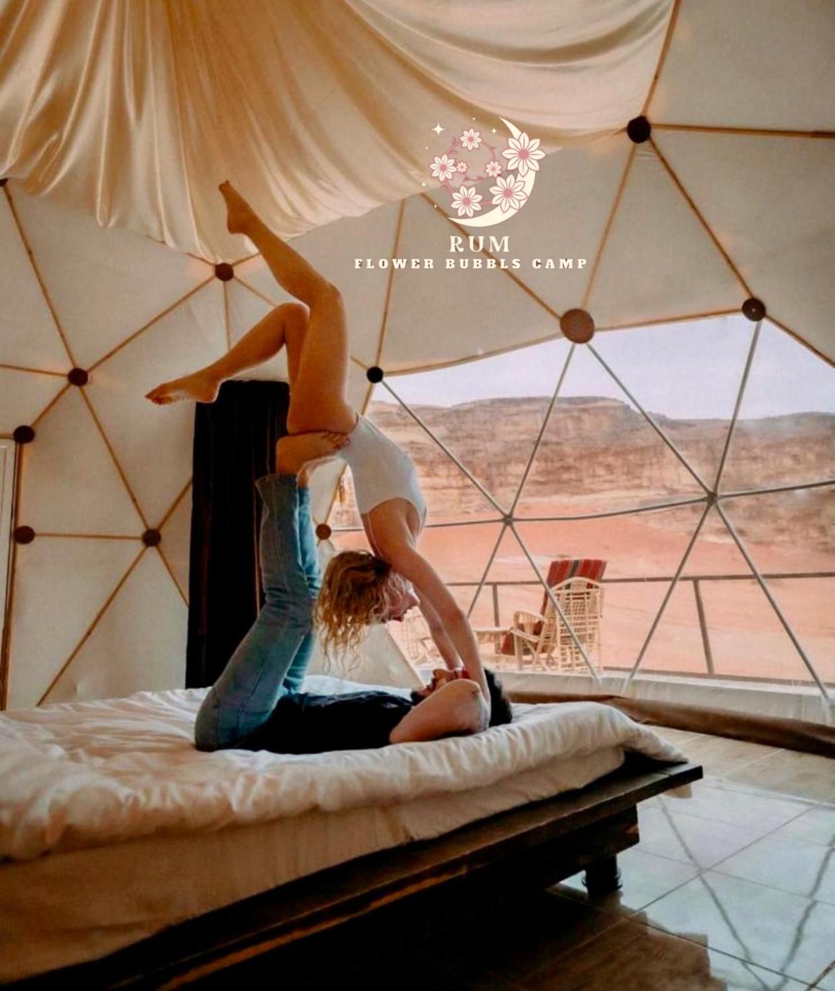 Rum Flower Bubbles Luxury Camp Wadi Rum Exterior photo